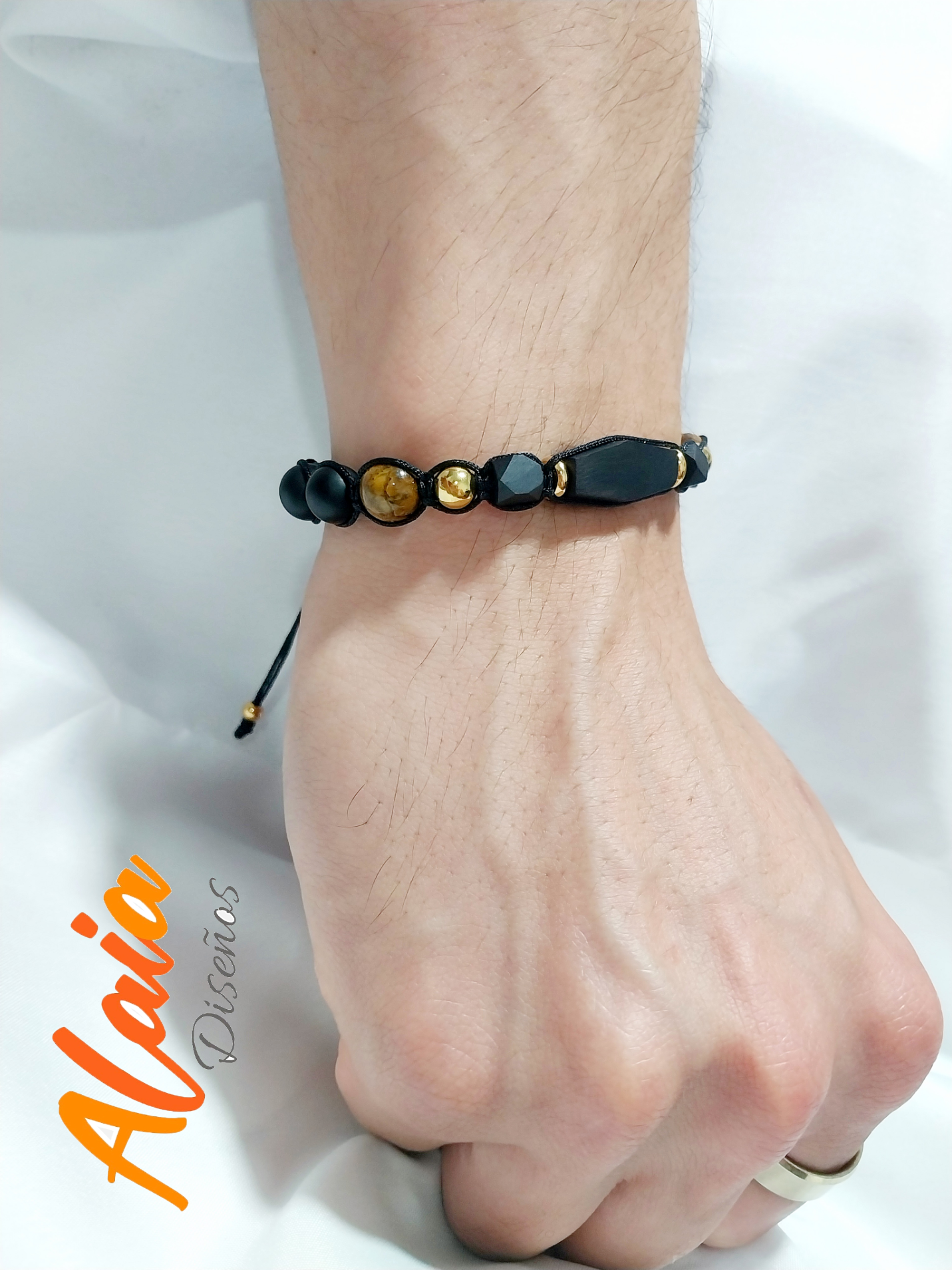 Pulsera de Azabache con Ojo de Tigre con Onix Mate