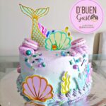 Torta decorada con chantilly