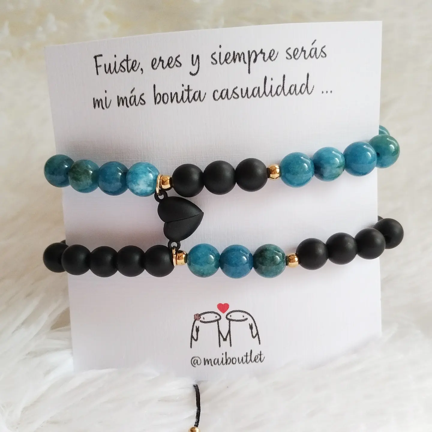 Pulseras para compartir.