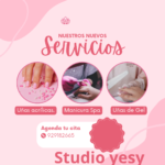 Servicios de uñas acrílicas